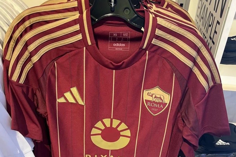 La maglia della Roma 2024-25