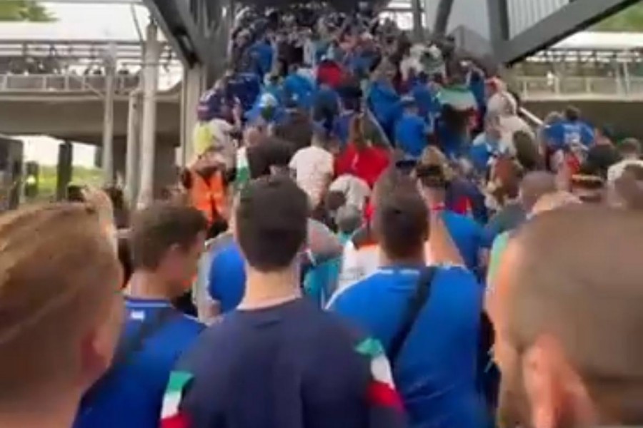 I tifosi dell'Italia alla Veltins Arena