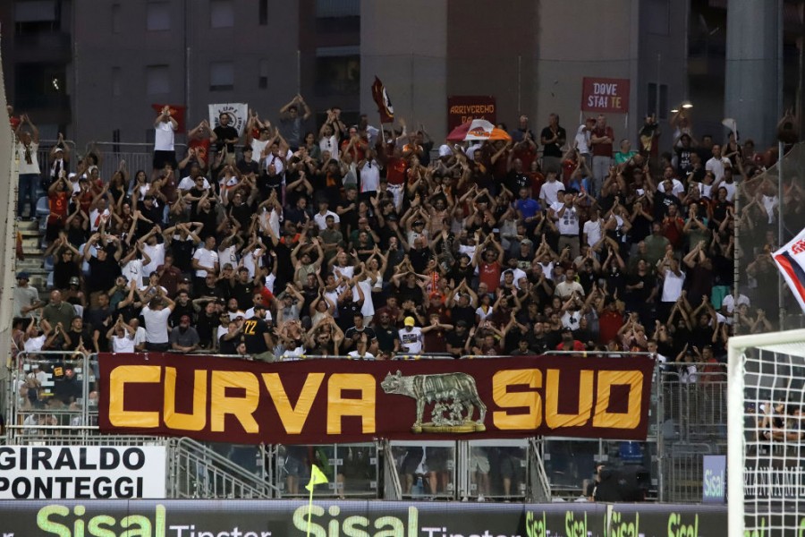 I tifosi della Roma a Cagliari