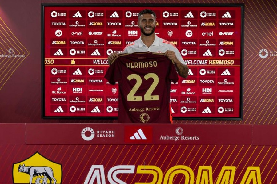 Hermoso con la maglia della Roma