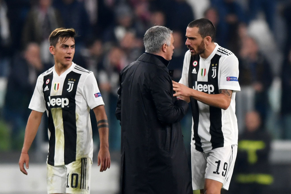 José Mourinho a colloquio con Leonardo Bonucci