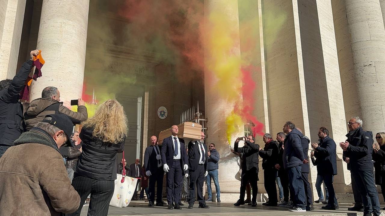 I funerali di Alberto Mandolesi