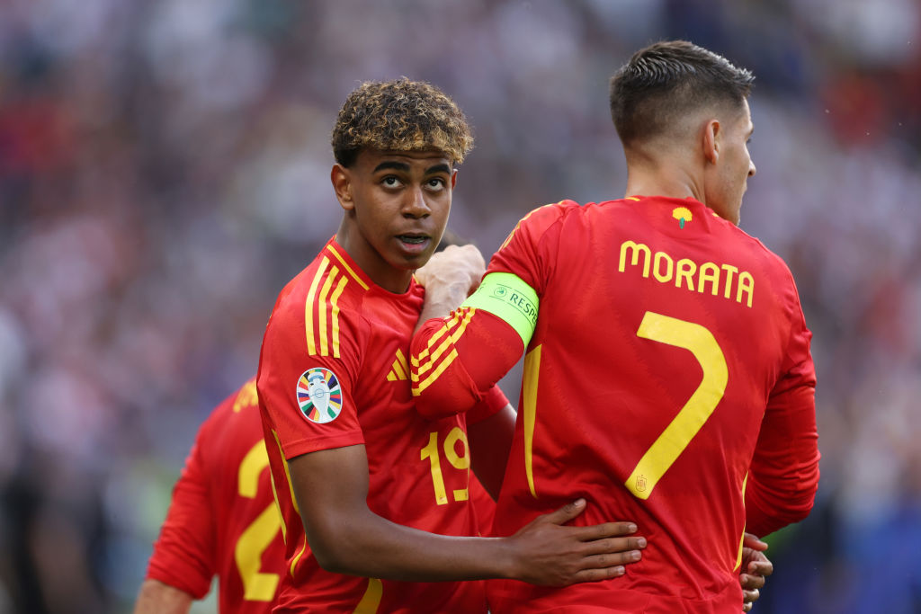 Yamal e Morata durante la partita tra Spagna e Croazia