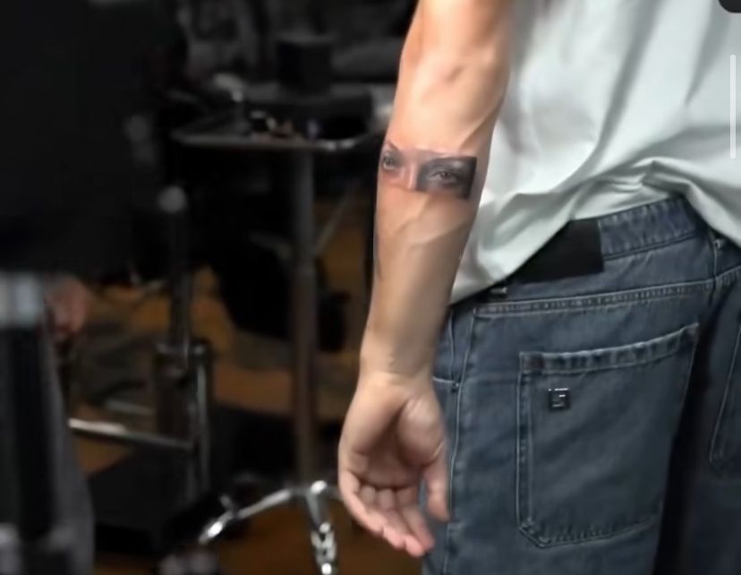 Il tatuaggio di Dybala per Oriana Sabatini