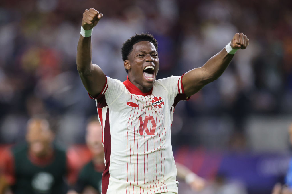 Jonathan David con la maglia del Canada