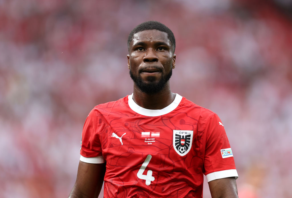 Danso in campo con l'Austria