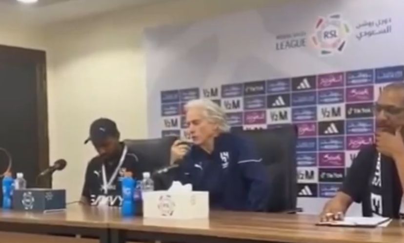 Jorge Jesus in conferenza stampa