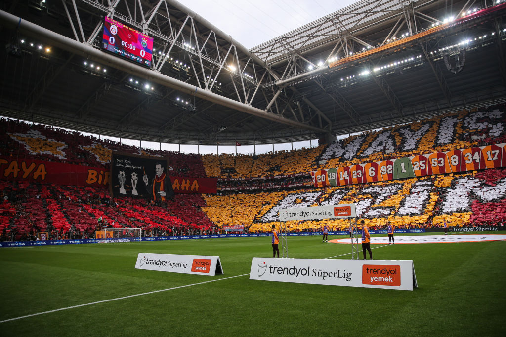 Coreografia dei tifosi del Galatasaray 