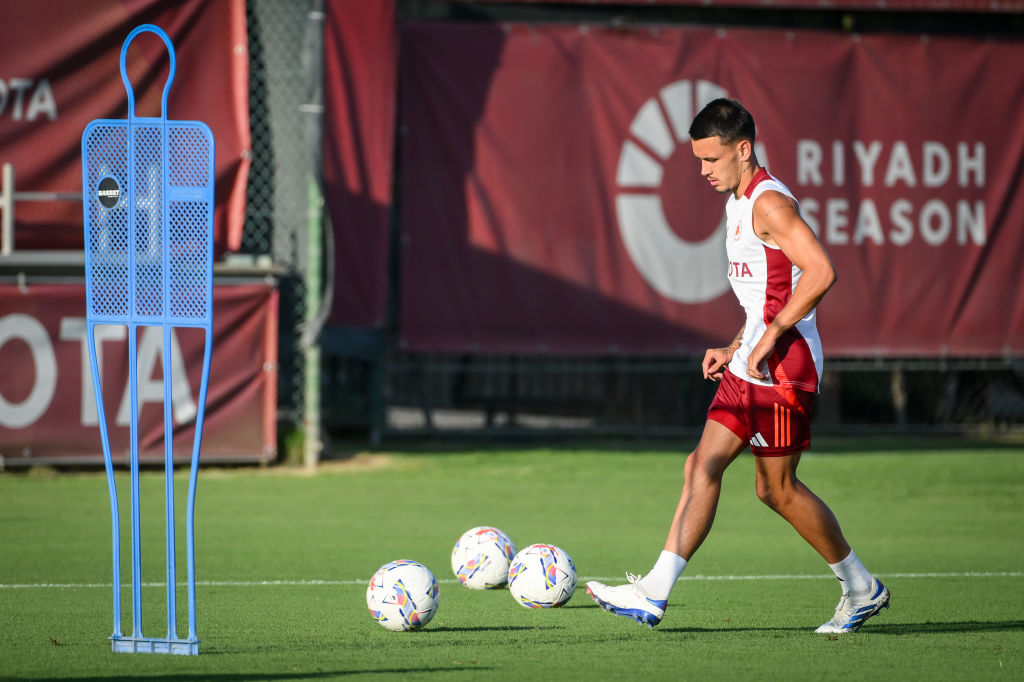 Enzo Le Fée a Trigoria