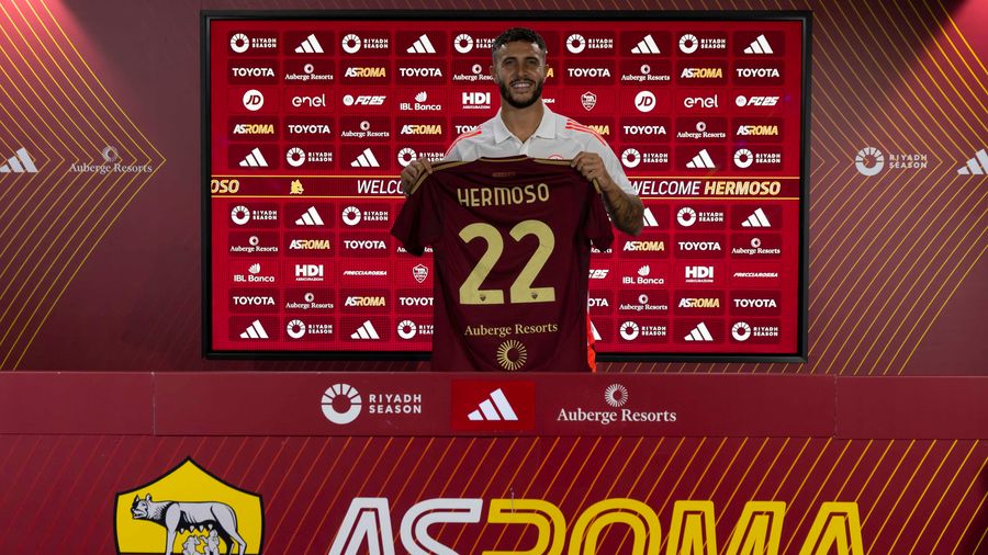 Hermoso con la maglia della Roma