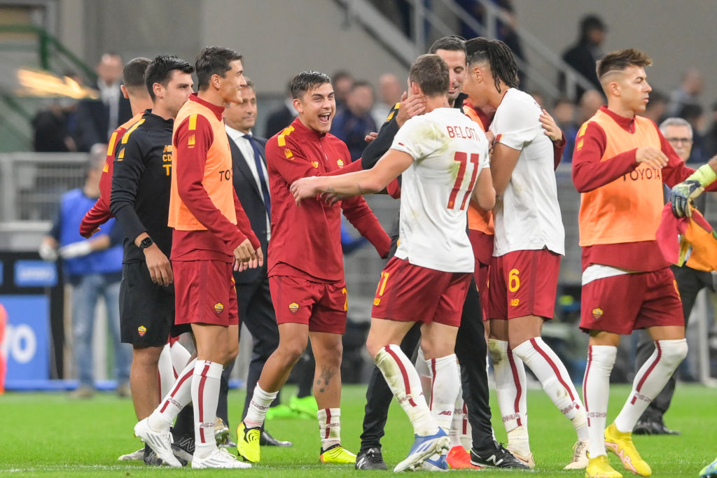 L'esultanza della squadra al termine di Inter-Roma di due anni fa