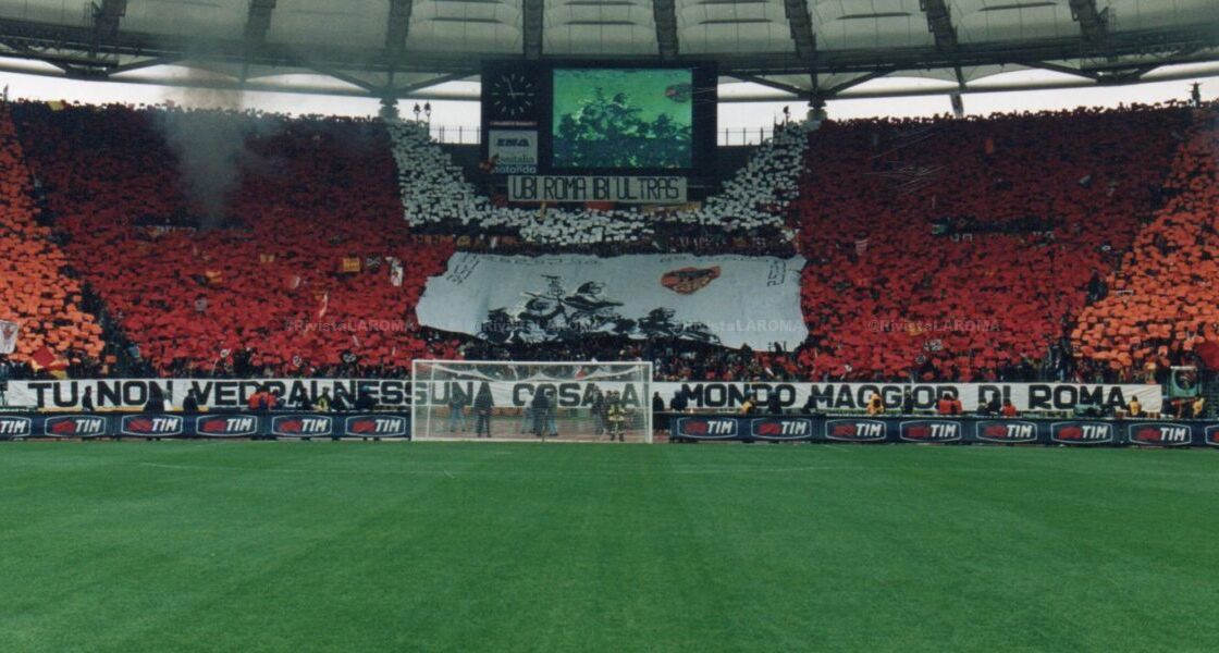 La coreografia della Curva Sud