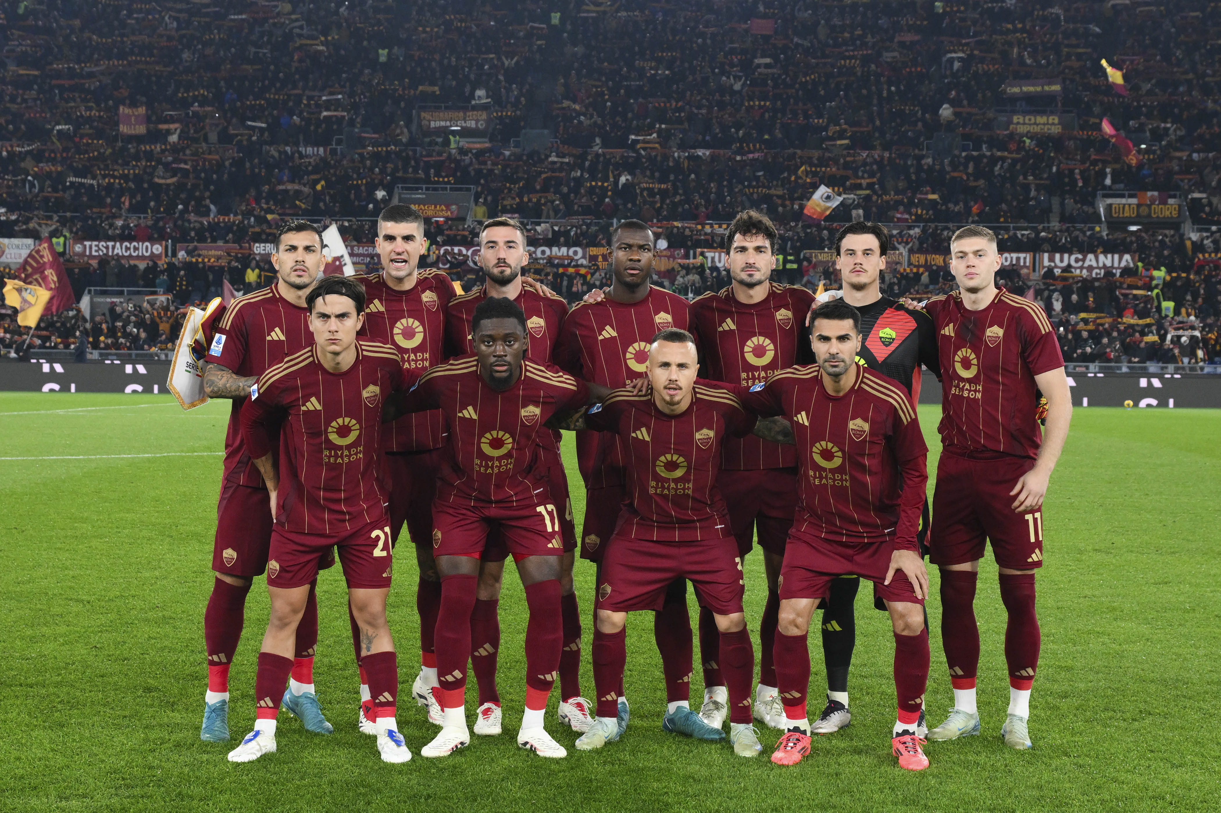 La foto di squadra prima di Roma-Atalanta