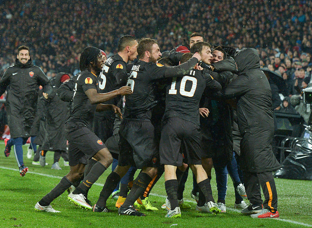 L'esultanza della Roma dopo il gol di Ljajic al de Kuip il 26 febbraio 2015