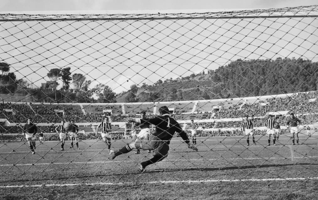 Arcadio Venturi firma il gol del momentaneo 1-1 dal dischetto