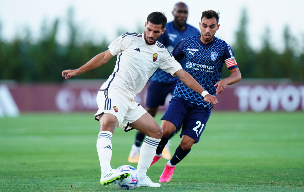 Aouar in campo contro il Braga