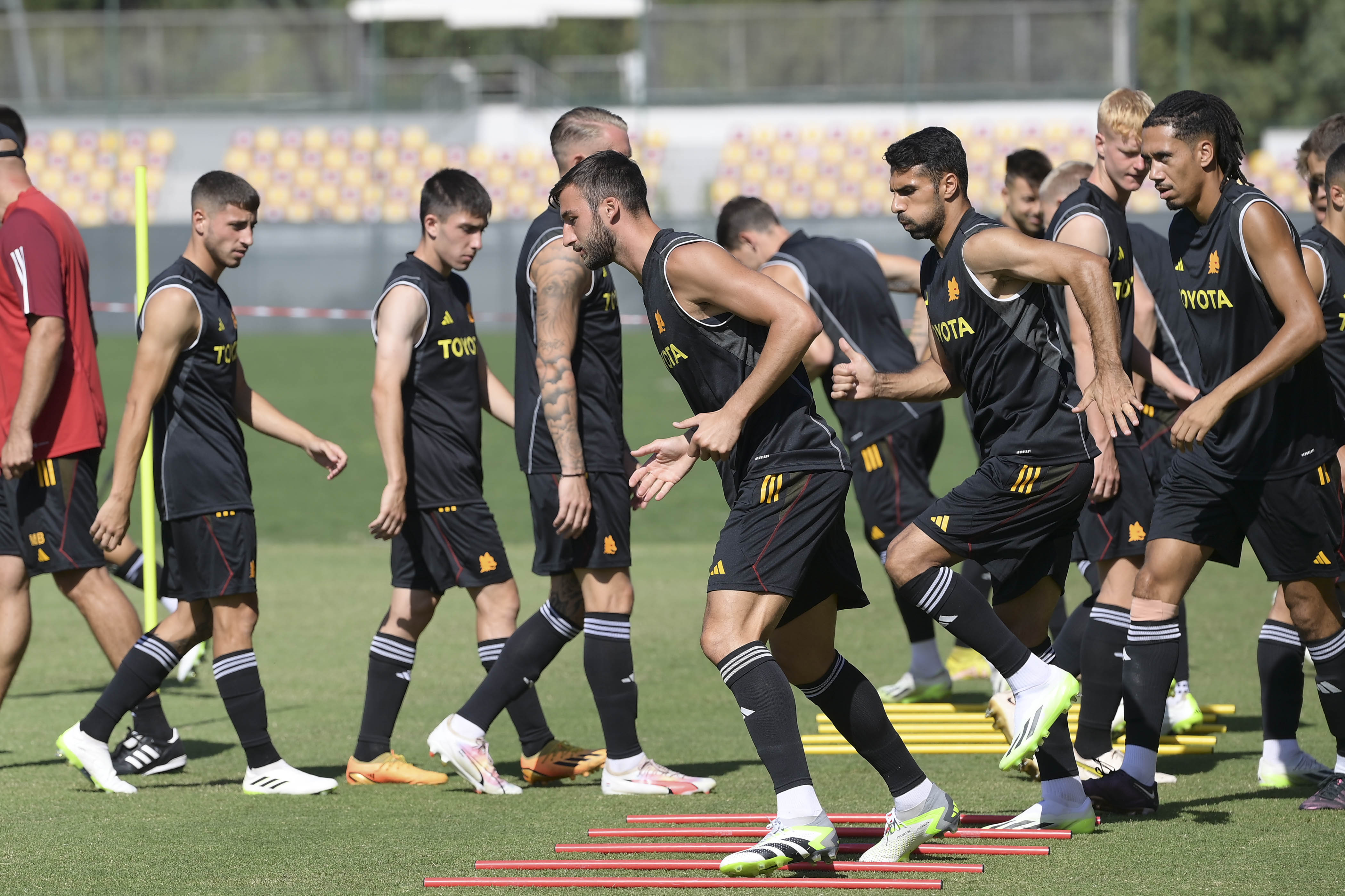 Squadra al lavoro