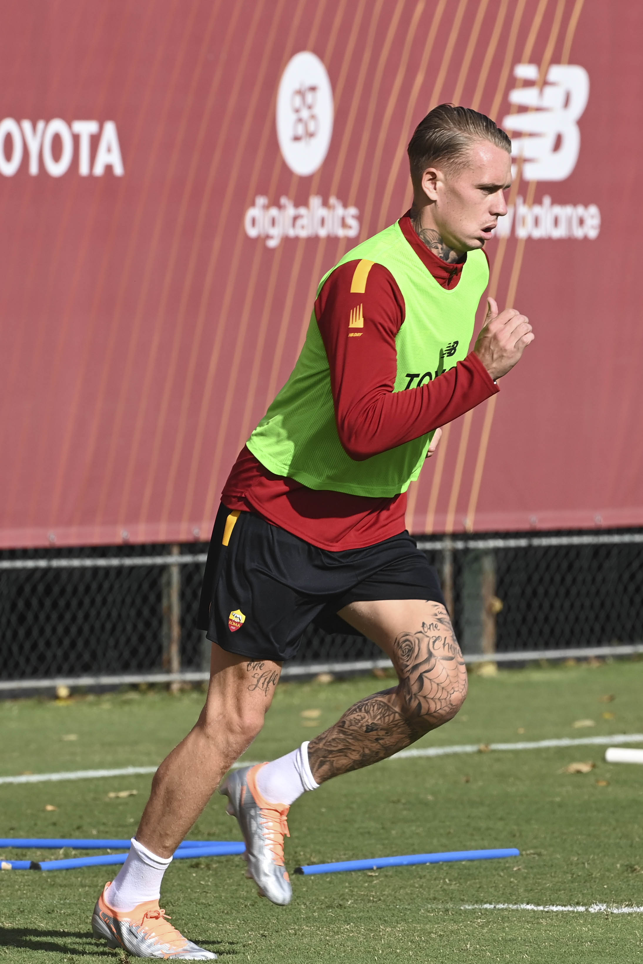 Karsdorp (As Roma via Getty Images)